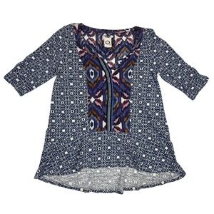 Akemi + Kin Women's XS Tunic‎ Top Boho Print 3/4 Sleeve V-Neck